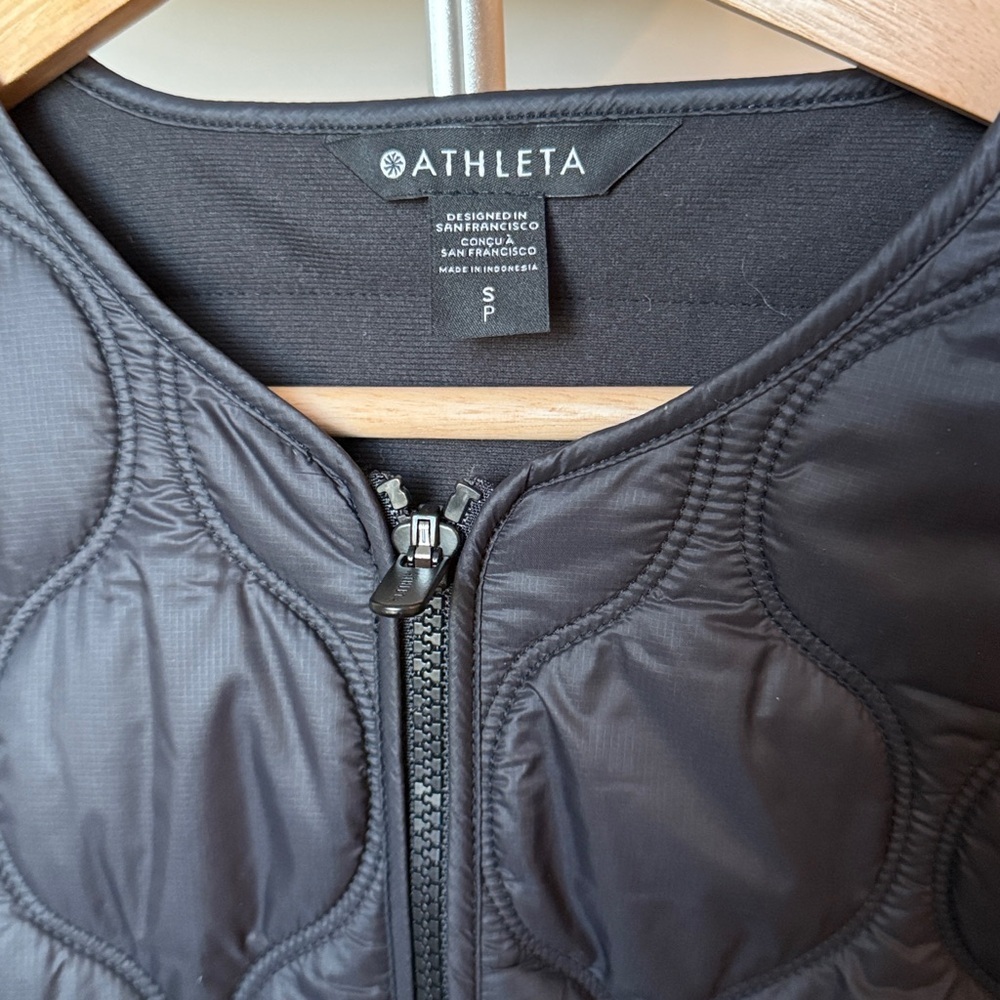 ATHLETA Womens Jacket
Black Size S Alight Quilted Full Zip Nylon - Picture 4 of 7